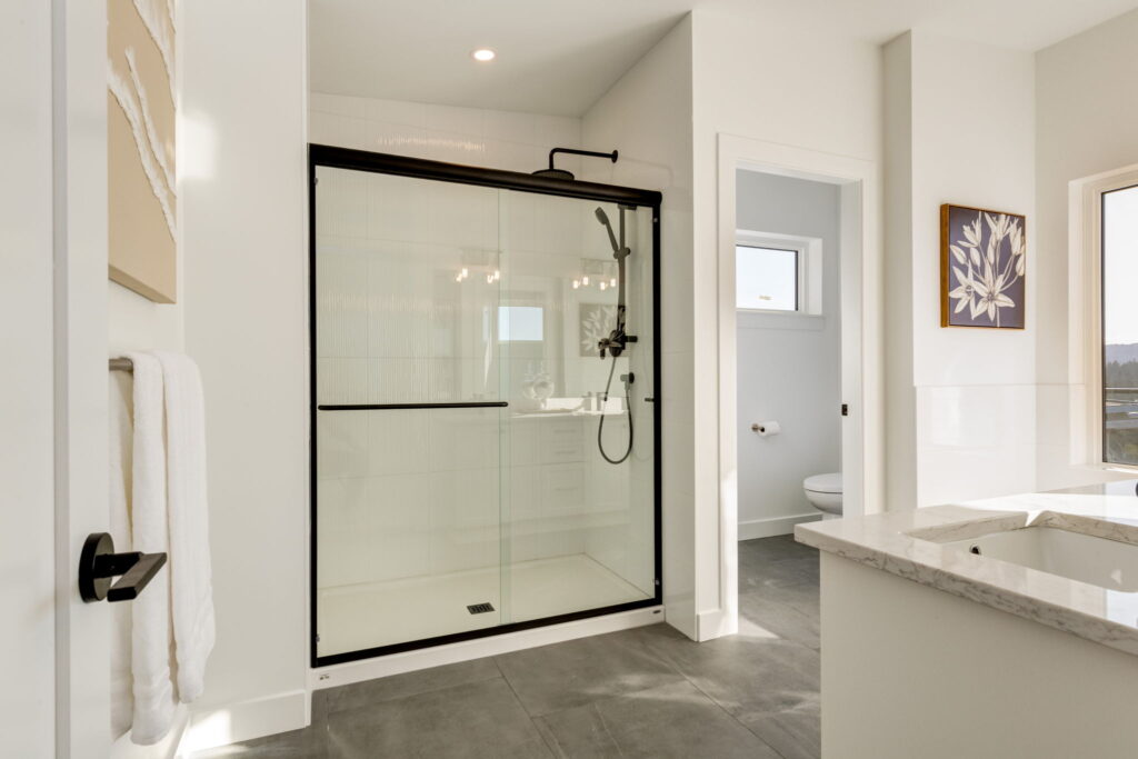 040-20250124- MidIsland Photos